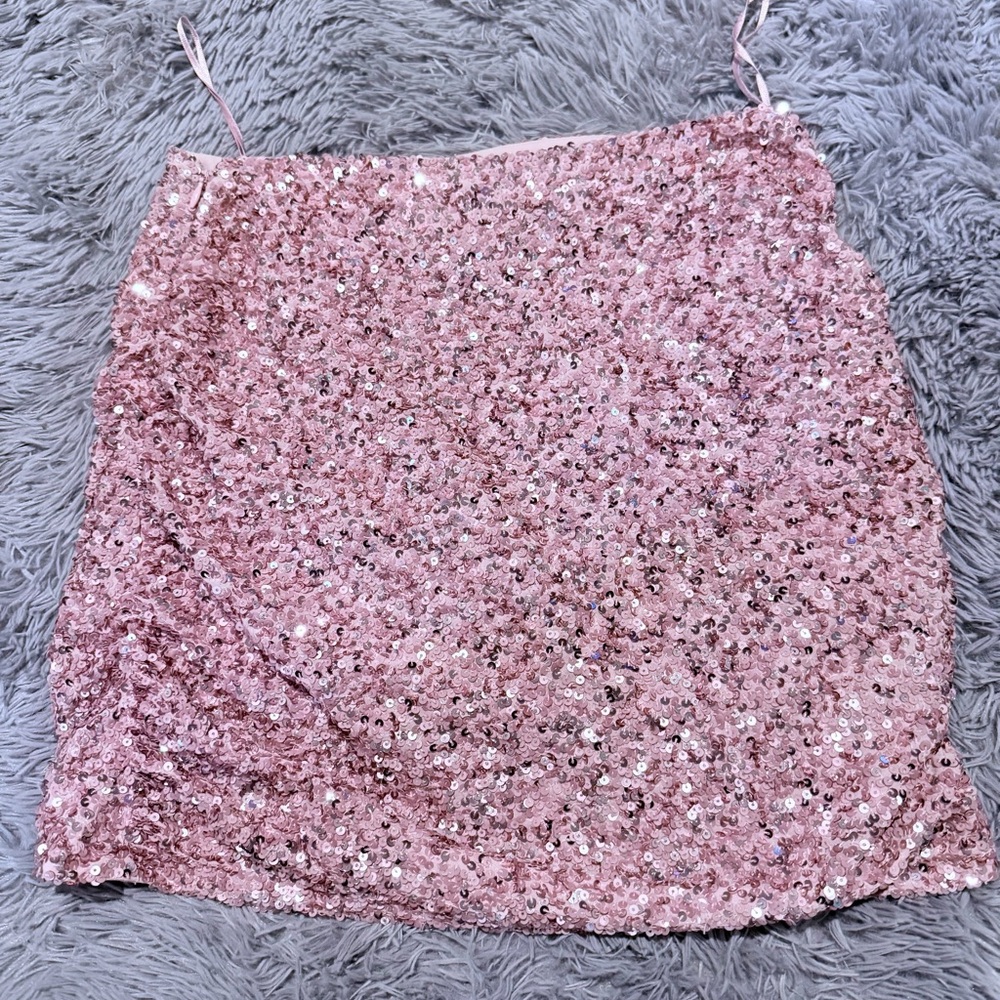 Retrofete Pink Sequin Ruched Mini Skirt - Picture 3 of 7